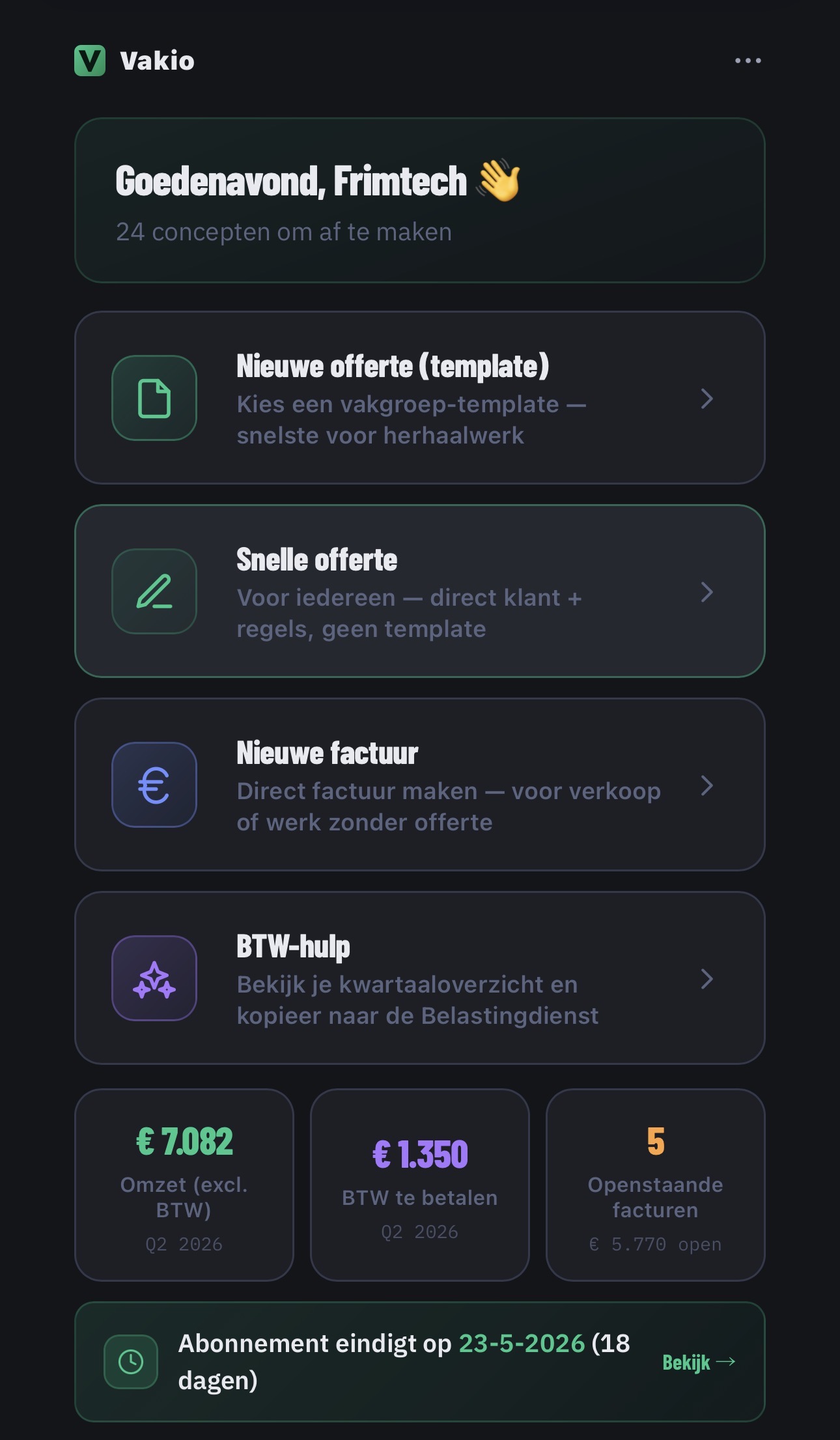 Vakio dashboard met omzet, BTW en openstaande facturen